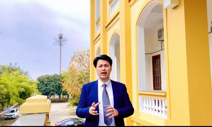 Vụ nam sinh trường chuyên tự tử vì áp lực học hành: Hành vi chia sẻ trái phép clip, bức thư tuyệt mệnh của nạn nhân là vi phạm pháp luật - Ảnh 2. Vụ nam sinh trường chuyên tự tử vì áp lực học hành: Hành vi chia sẻ trái phép clip, bức thư tuyệt mệnh của nạn nhân là vi phạm pháp luật - Ảnh 2.