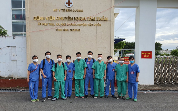 "Chúng tôi đi tìm bệnh nhân nặng..."