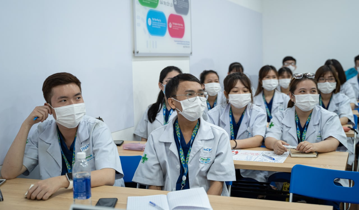Chuỗi bán lẻ dược phẩm phát triển bền vững trong kinh doanh - Ảnh 2.