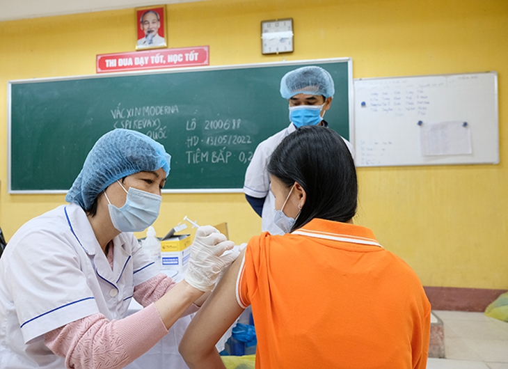 Hơn 2 triệu liều vaccine COVID-19 đã tiêm cho trẻ từ 5 - dưới 12 tuổi; Bộ Y tế yêu cầu phải đẩy nhanh tiến độ - Ảnh 1. Hơn 2 triệu liều vaccine COVID-19 đã tiêm cho trẻ từ 5 - dưới 12 tuổi; Bộ Y tế yêu cầu phải đẩy nhanh tiến độ - Ảnh 1.