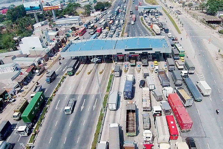 Thủ tướng chỉ đạo tạm dừng thu phí, 'xả trạm" nếu xảy ra ùn tắc giao thông kéo dài dịp 30/4 – 1/5 - Ảnh 2. Thủ tướng chỉ đạo tạm dừng thu phí, 'xả trạm" nếu xảy ra ùn tắc giao thông kéo dài dịp 30/4 – 1/5 - Ảnh 2.