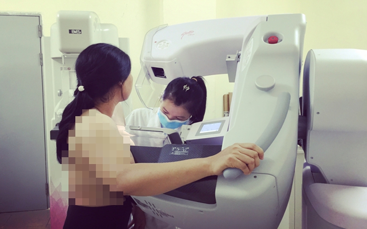 Có phải lúc nào sờ thấy u mới là ung thư vú? - Ảnh 3. Có phải lúc nào sờ thấy u mới là ung thư vú? - Ảnh 3.