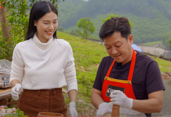 MC Hoàng Oanh từng bị chồng cũ nghĩ có vấn đề tâm lý vì điều không tưởng - Ảnh 4. MC Hoàng Oanh từng bị chồng cũ nghĩ có vấn đề tâm lý vì điều không tưởng - Ảnh 4.