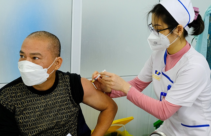 Sáng 1/5: Những loại vaccine phòng COVID-19 nào sẽ tiêm mũi 4 ở nước ta? - Ảnh 1.