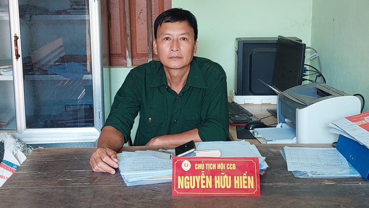 Khen thưởng Chủ tịch Hội cựu chiến binh cứu sống 3 thanh niên đuối nước - Ảnh 2.