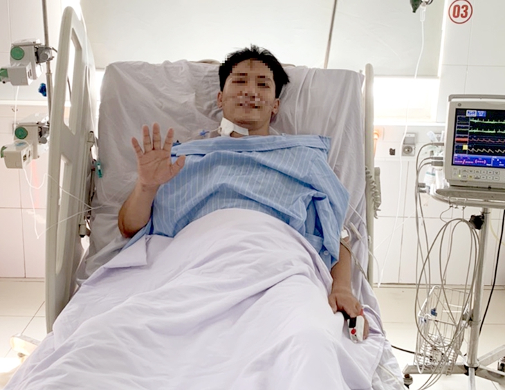 Bệnh viện HNĐK Nghệ An đẩy mạnh phát triển kỹ thuật cao, nhiều bệnh nhân nguy kịch được cứu sống - Ảnh 4. Bệnh viện HNĐK Nghệ An đẩy mạnh phát triển kỹ thuật cao, nhiều bệnh nhân nguy kịch được cứu sống - Ảnh 4.