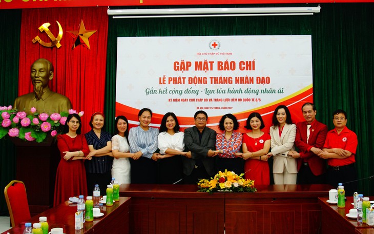 Tiếp sức 506 học sinh nghèo ở Nghệ An trên hành trình đến trường- Ảnh 4.