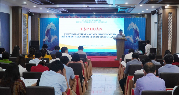 Trẻ 5 đến dưới 12 tuổi tại Quảng Bình được tiêm vaccine COVID-19 mũi 1 - Ảnh 6.