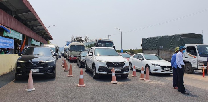 Hải Phòng tạm dừng chở ô tô qua phà Gót dịp lễ 30/4 