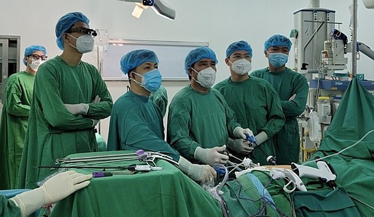 Bộ Y tế thông tin việc "bệnh viện thiếu thuốc chống thải ghép, bệnh nhân ghép thận phải mua thuốc bên ngoài" - Ảnh 2. Bộ Y tế thông tin việc "bệnh viện thiếu thuốc chống thải ghép, bệnh nhân ghép thận phải mua thuốc bên ngoài" - Ảnh 2.