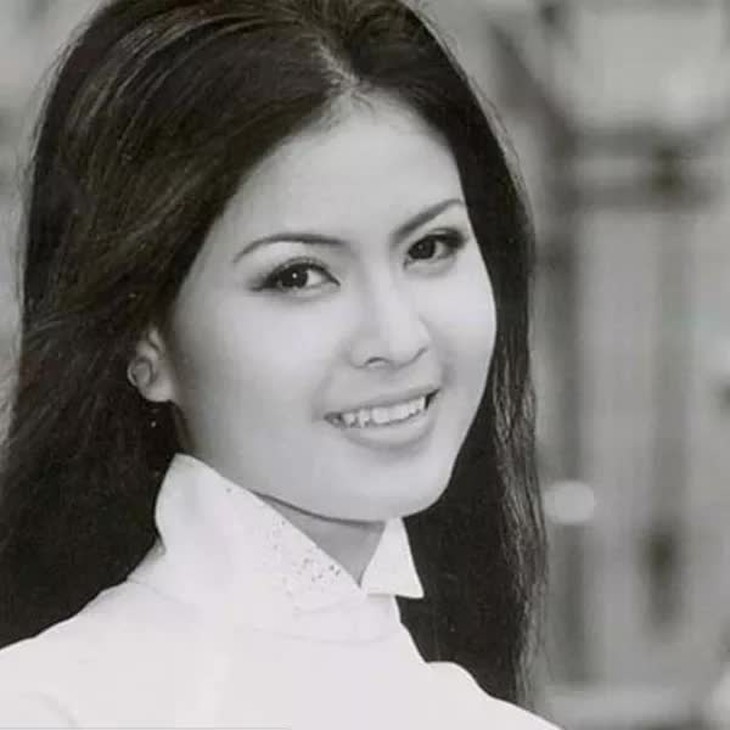 Yến Vy "đóa hoa sớm nở tối tàn" của showbiz Việt: 17 năm sau scandal clip "nóng" giờ ra sao trên đất Mỹ? - Ảnh 2.