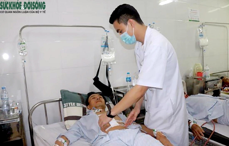 Cứu sống bệnh nhân sốc mất máu do vỡ u gan - Ảnh 3.