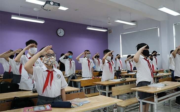 Hà Nội cho phép học sinh từ lớp 1 - 6 đến trường học trực tiếp từ 6/4