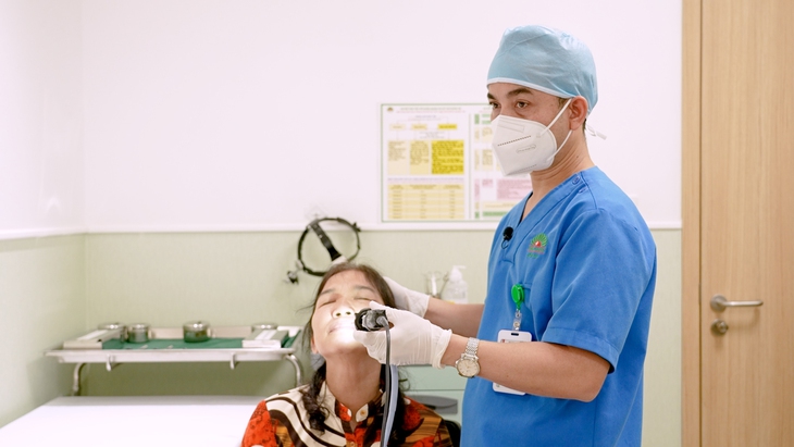Nghẹt mũi kéo dài, chảy dịch đặc: Đề phòng biến chứng nguy hiểm ở xoang do bệnh răng miệng - Ảnh 1.