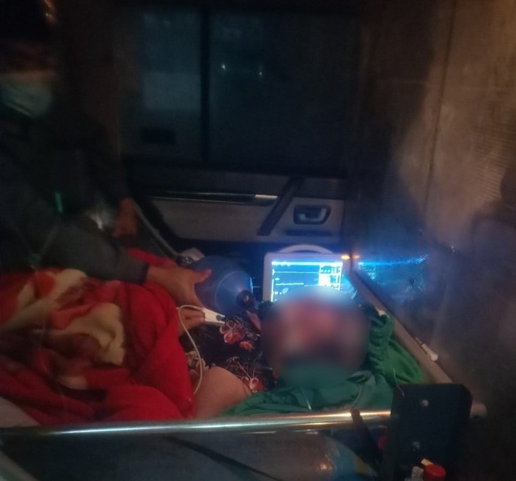 Cứu sống bệnh nhân COVID-19 mắc nhiều bệnh lý nền nguy kịch - Ảnh 1.