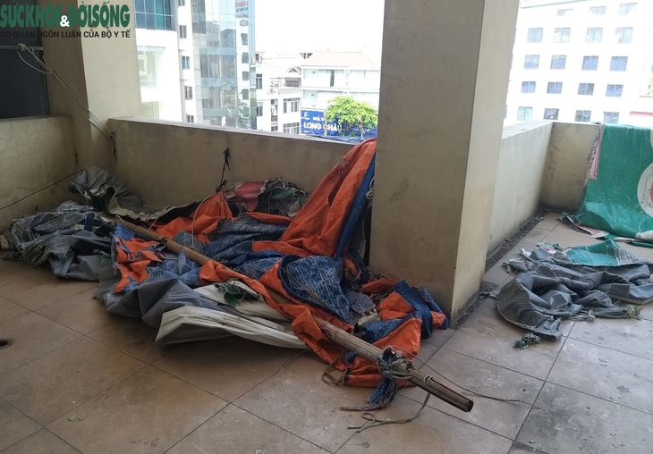 Lãng phí hàng ngàn m2 ở khu chợ lớn nhất Nghệ An - Ảnh 5.