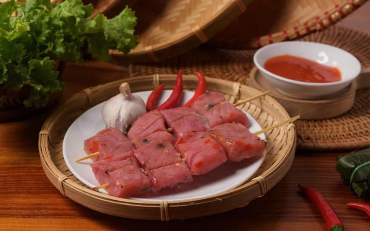 Nem chiếc Bình Định - món vừa lạ vừa quen, gây thương nhớ chị em ngay lần đầu nếm thử