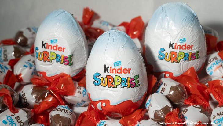 Thu hồi trứng sôcôla Kinder Surprise tại 7 nước châu Âu - Ảnh 1.