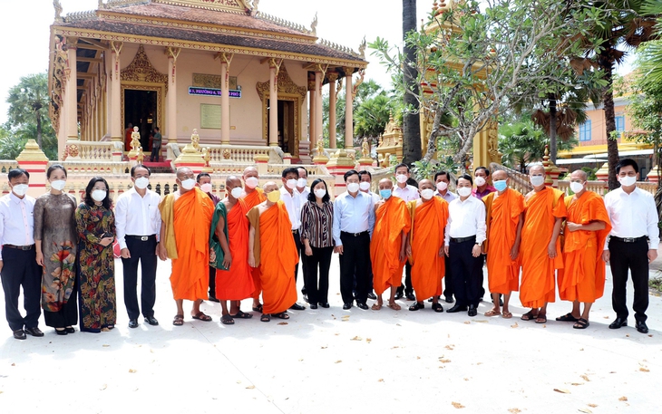 Thư của Thủ tướng Chính phủ gửi đồng bào Khmer nhân dịp Tết Chôl Chnăm Thmây 2022 - Ảnh 1. Thư của Thủ tướng Chính phủ gửi đồng bào Khmer nhân dịp Tết Chôl Chnăm Thmây 2022 - Ảnh 1.