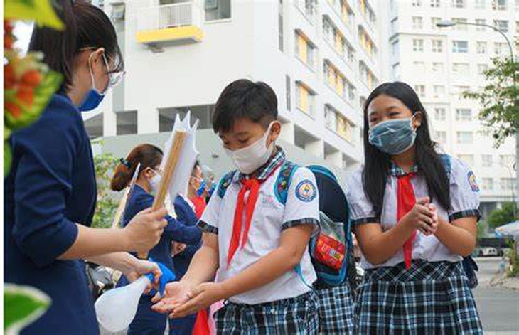 Thả con ra ngoài giữa mùa dịch, cha mẹ cần biết những “chiêu” tăng cường sức đề kháng cho trẻ - Ảnh 4.