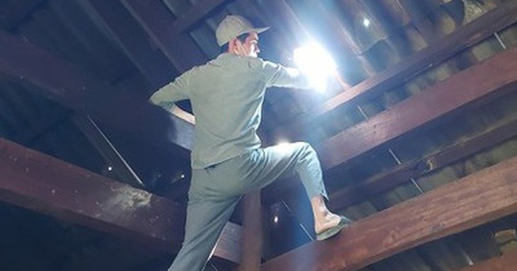 Nổ mìn ở mỏ đá khiến 2 người bị thương, nhiều nhà dân hư hỏng