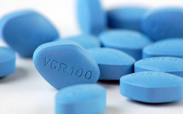Thuốc trị rối loạn cương dương làm tăng nguy cơ bất lợi về mắt ở nam giới