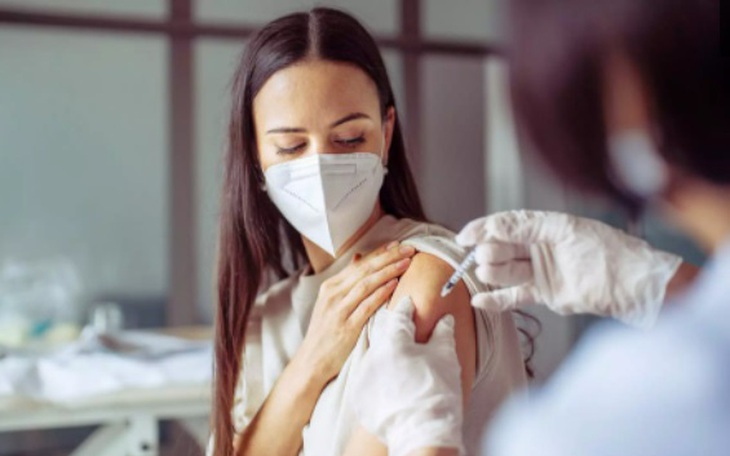 Tiêm vaccine rồi, F0 có gặp tình trạng COVID kéo dài?