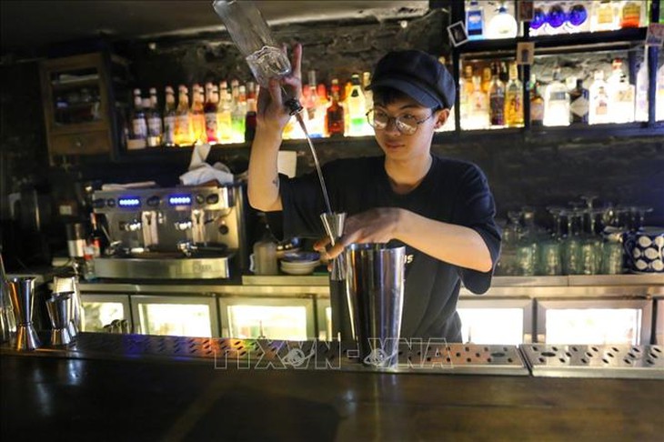 Quán bar tại Hà Nội: Ngày hoạt động trở lại - Ảnh 7.