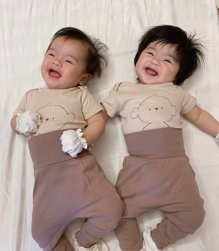 Những em bé song sinh thiên thần cùng tên gọi đáng yêu trong làng sao Việt - Ảnh 4. Những em bé song sinh thiên thần cùng tên gọi đáng yêu trong làng sao Việt - Ảnh 4.