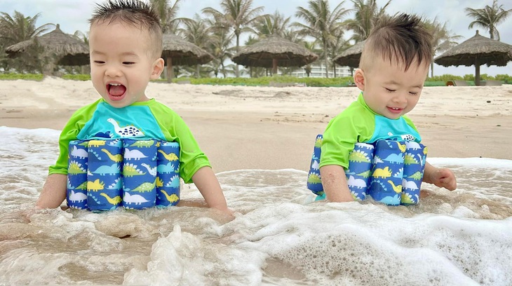 Những em bé song sinh thiên thần cùng tên gọi đáng yêu trong làng sao Việt - Ảnh 8. Những em bé song sinh thiên thần cùng tên gọi đáng yêu trong làng sao Việt - Ảnh 8.