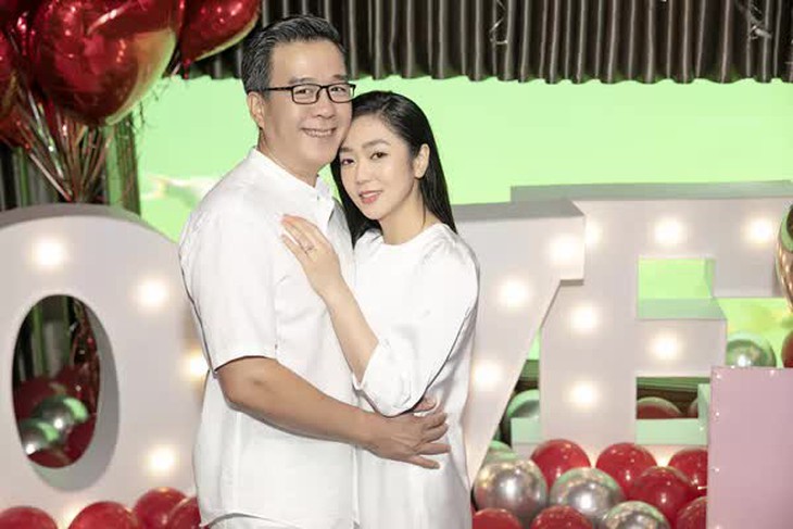 Động thái gây bất ngờ của Hà Thanh Xuân và chồng - "vua cá Koi" Ngô Thắng: Khóa Facebook giữa những lùm xùm - Ảnh 2.