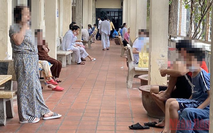 Thức 'thâu đêm suốt sáng' sau nhiễm COVID-19, nữ bệnh nhân 'cầu cứu' bác sĩ - Ảnh 2. Thức 'thâu đêm suốt sáng' sau nhiễm COVID-19, nữ bệnh nhân 'cầu cứu' bác sĩ - Ảnh 2.