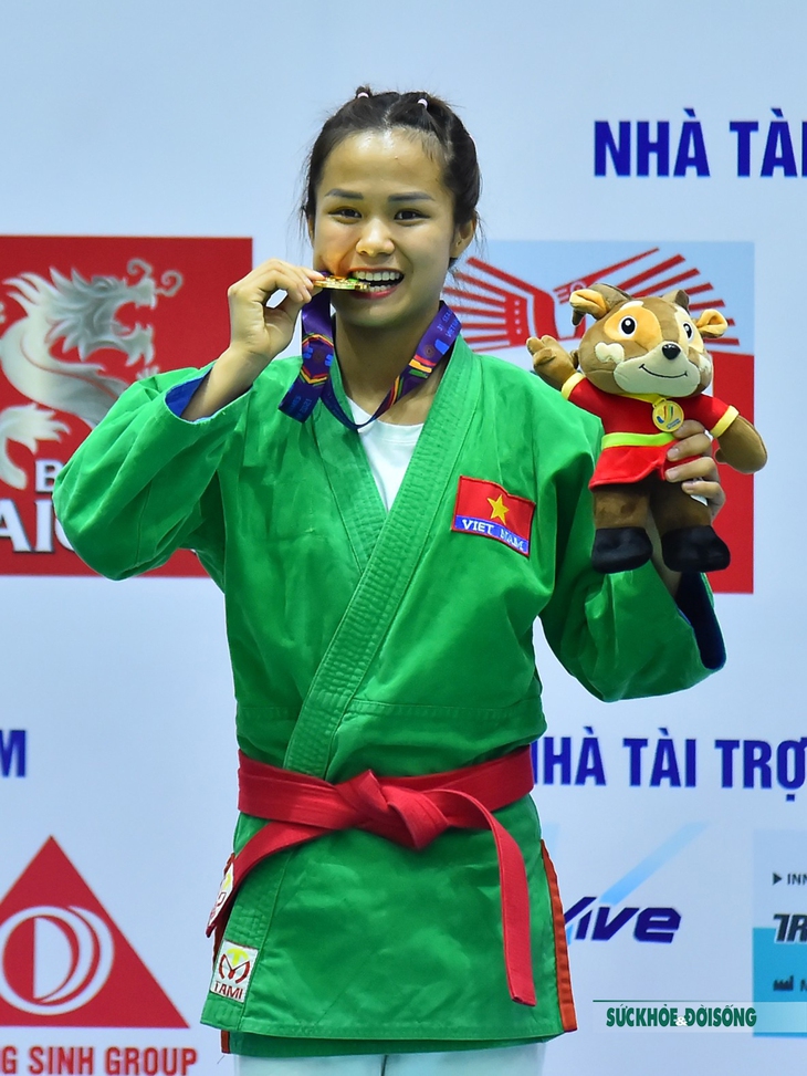 Học sinh Thủ đô khuấy động nhà thi đấu Hoài Đức - Ảnh 11.