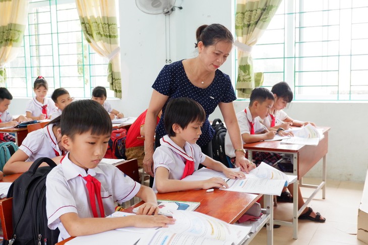“Con nguyện làm đôi chân của bạn đến mãi sau này” - Ảnh 6. “Con nguyện làm đôi chân của bạn đến mãi sau này” - Ảnh 6.