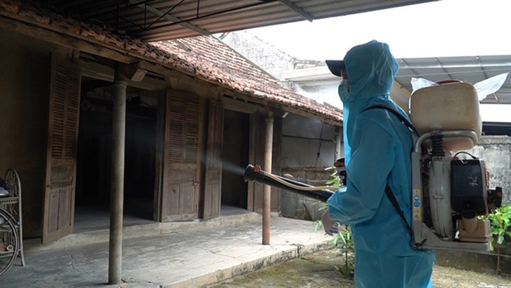 Quảng Bình: Chủ động kiểm soát dịch sốt xuất huyết thời điểm giao mùa - Ảnh 3. Quảng Bình: Chủ động kiểm soát dịch sốt xuất huyết thời điểm giao mùa - Ảnh 3.