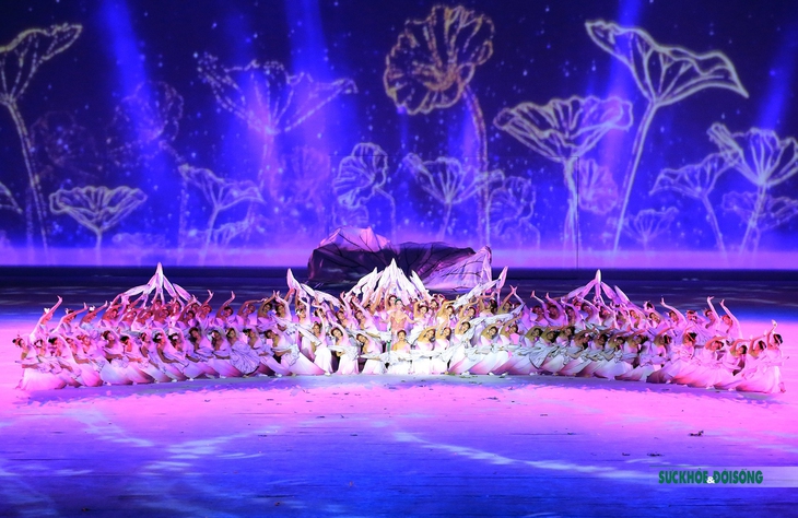 Lễ khai mạc SEA Games 31: Lộ diện ca sĩ thể hiện bài hát chủ đề  - Ảnh 2.