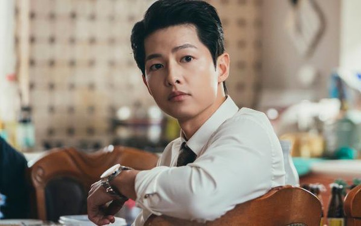 Mẹo ‘hack’ tuổi của nam thần Song Joong Ki