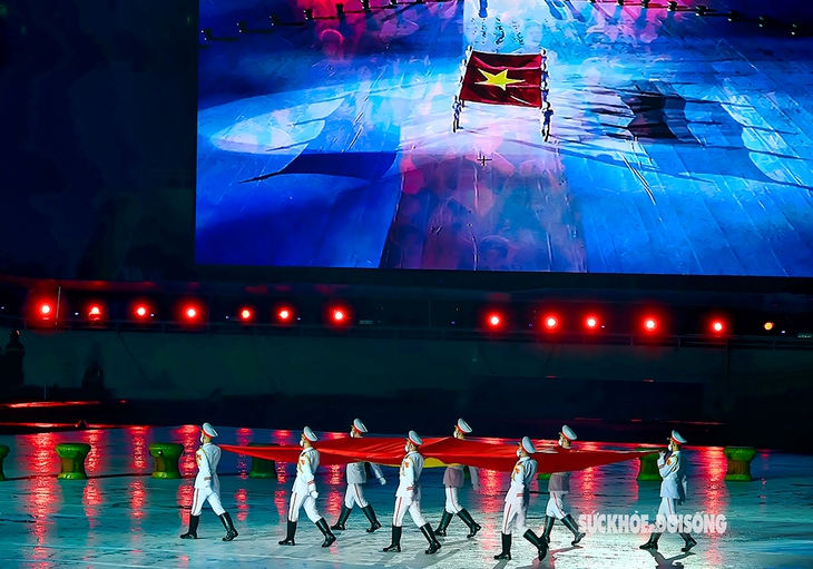 Những hình ảnh giàu tính nghệ thuật trong Lễ khai mạc SEA Games 31 - Ảnh 1.