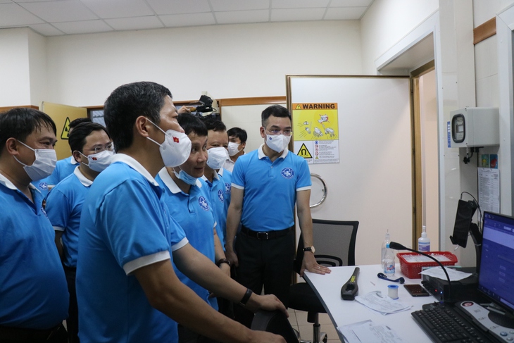 Ra quân Hành trình Thầy thuốc trẻ làm theo lời Bác, tình nguyện vì sức khỏe cộng đồng - Ảnh 9. Ra quân Hành trình Thầy thuốc trẻ làm theo lời Bác, tình nguyện vì sức khỏe cộng đồng - Ảnh 9.