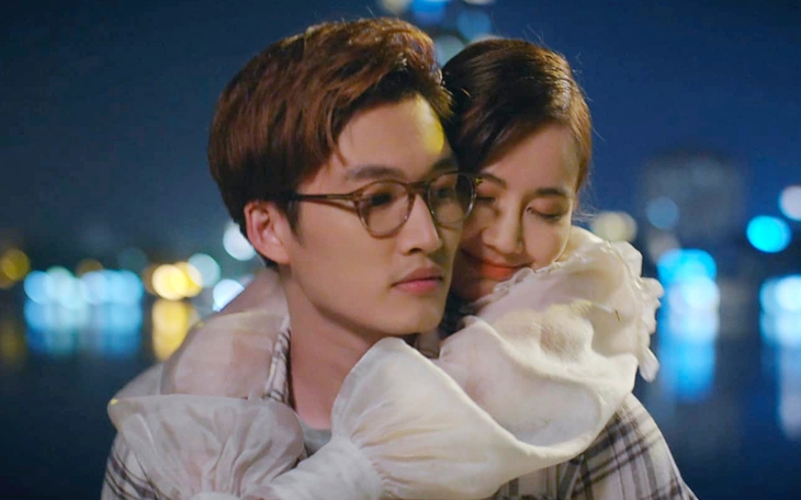 Diễn viên Đình Tú, "đường phim" xoa dịu đường tình