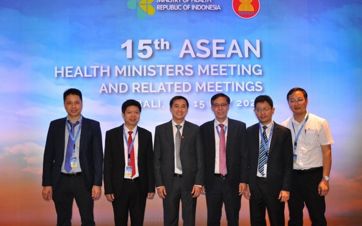 Việt Nam tham dự Hội nghị Bộ trưởng Y tế ASEAN lần thứ 15 (AHMM15)