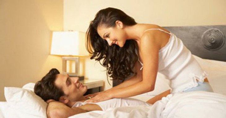 4 kỹ năng phòng the chàng có thể làm để khơi gợi ham muốn ở nàng