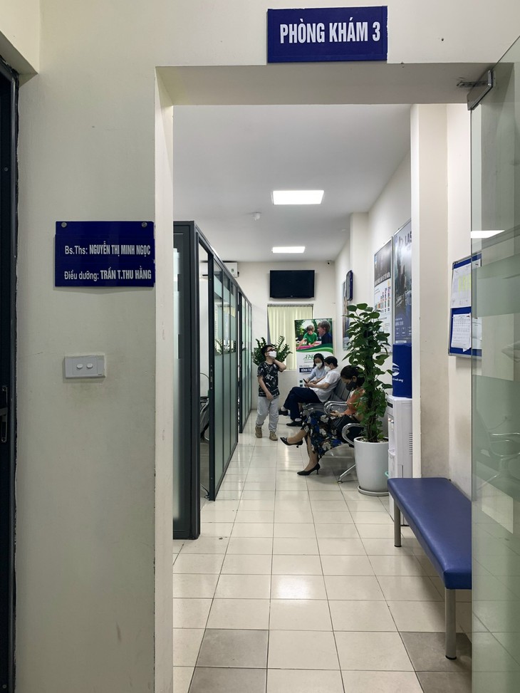 Kính áp tròng đêm – Một trong những phương pháp hiệu quả quản lý tiến triển cận thị - Ảnh 3.