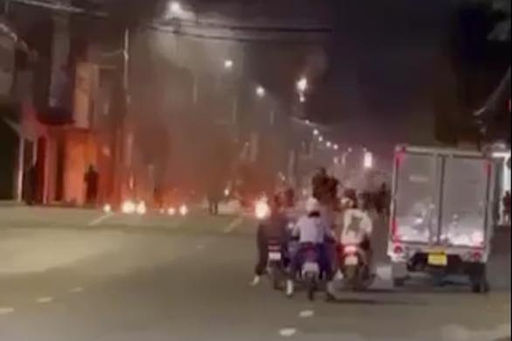 Xác định nguyên nhân ban đầu vụ hỗn chiến 'như phim' ở Đồng Nai - Ảnh 1.