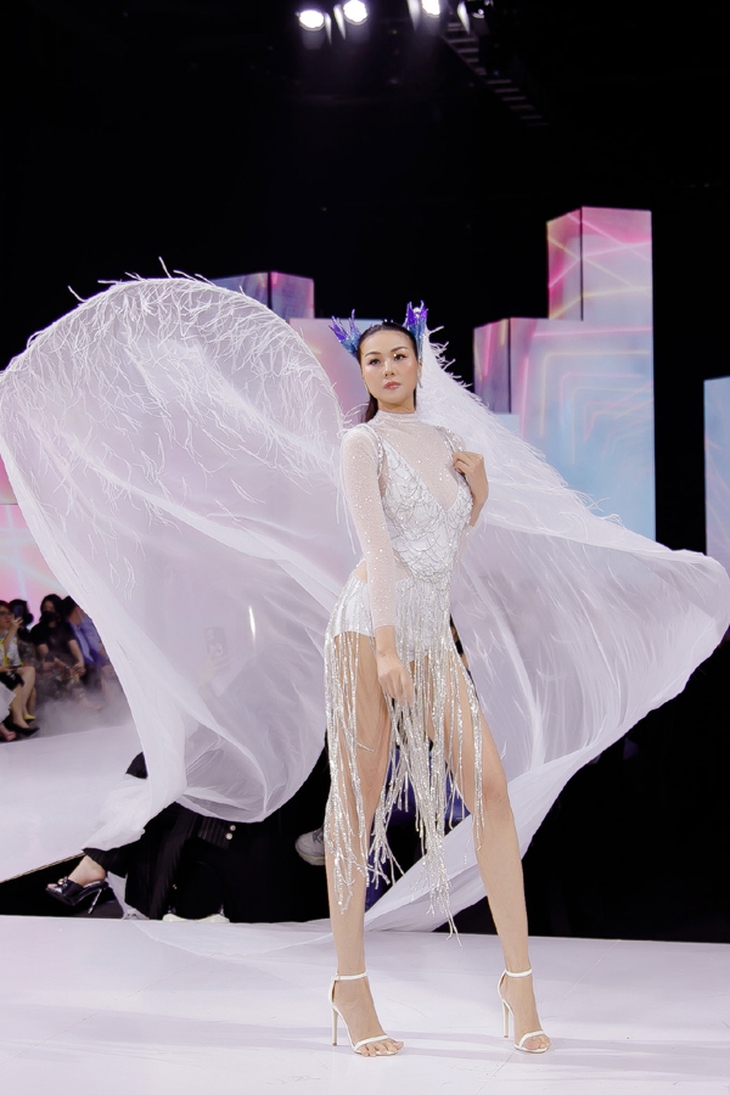 Thanh Hằng - chân dài showbiz "sạch" scandal nhưng vẫn có lần bị tố "giật chồng", sau 9 năm lùm xùm giờ mỹ nhân này ra sao? - Ảnh 7.