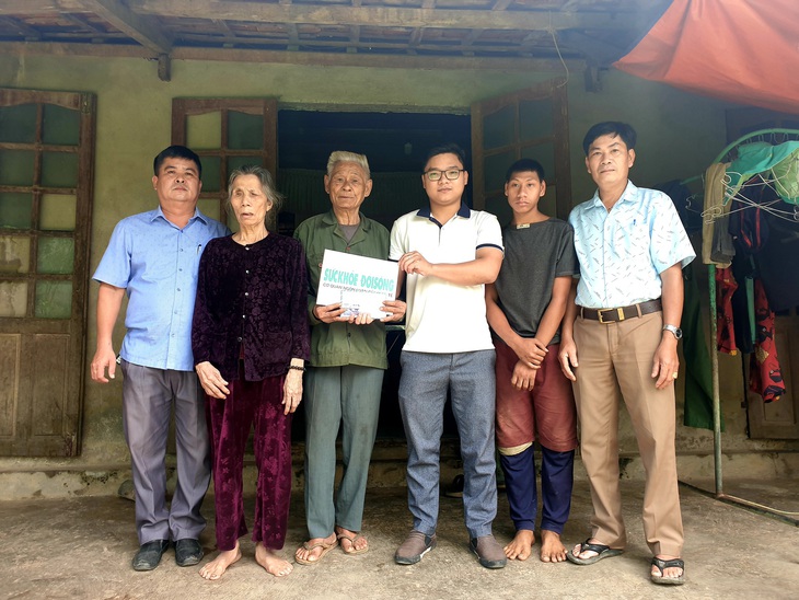 Tấm lòng bạn đọc Báo Sức khoẻ & Đời sống đến với người cựu binh nghèo - Ảnh 1.