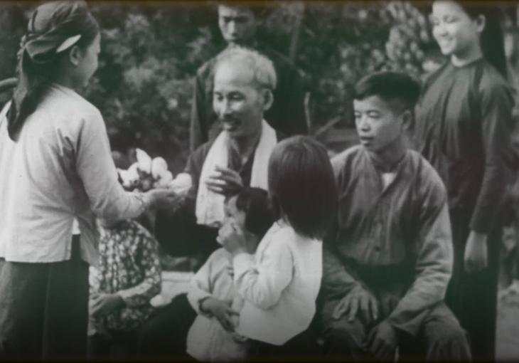 Chủ tịch Hồ Chí Minh: Hành trình kiến tạo văn hóa hòa bình, một tình yêu bao la - Ảnh 3. Hồ Chí Minh 2