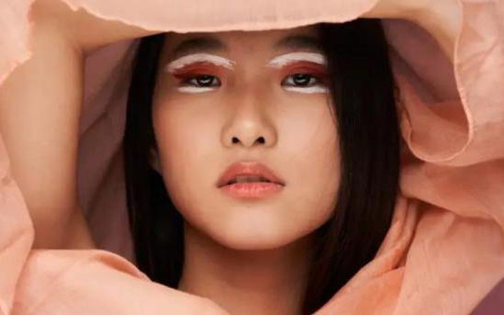 5 loại vải giúp bạn có làn da và mái tóc đẹp trong mùa hè