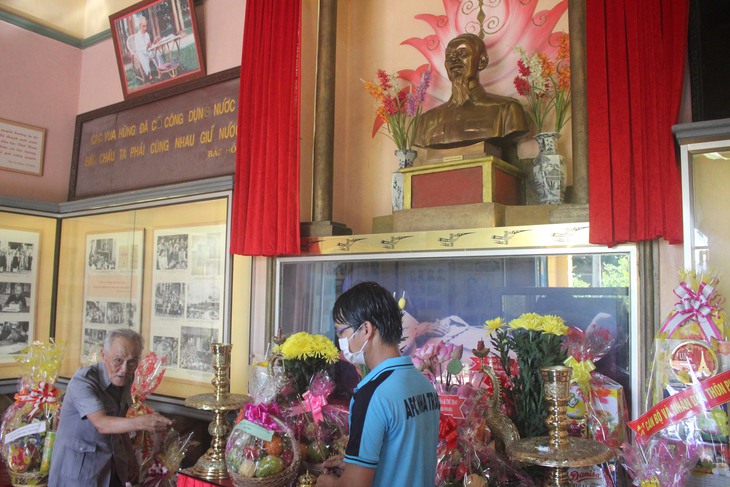 Trang trọng Khu tưởng niệm Bác Hồ tại gia của cựu chiến binh - Ảnh 3.