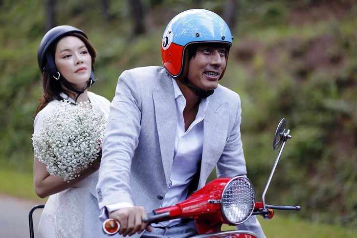 ‘Kẻ thứ 3’, phim gây ồn ào của 'đại gia showbiz' Lý Nhã Kỳ - Ảnh 4. Lý Nhã Kỳ 1